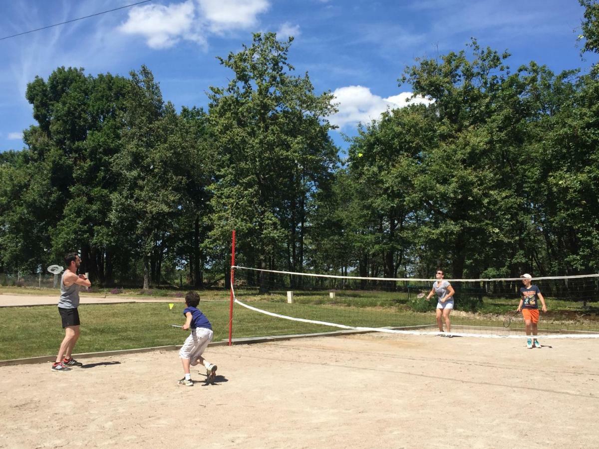 Camping Les Petites Minaudieres Hotel Saint-Sauveur  Kültér fotó